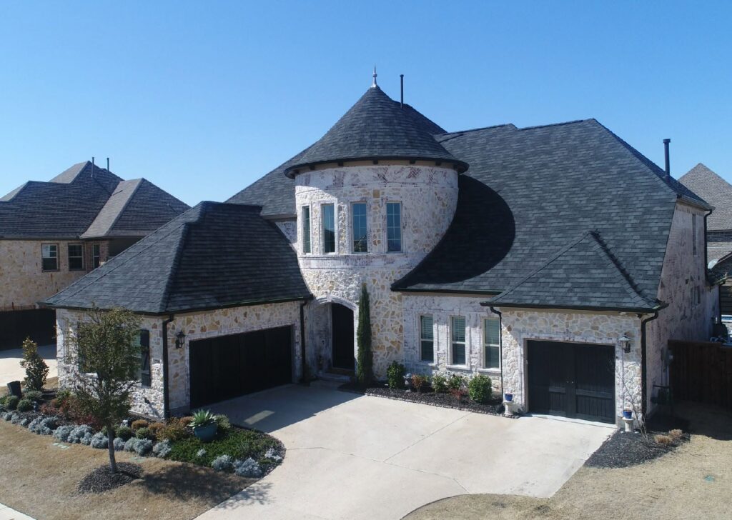 Full Front Nice Home Roof Best